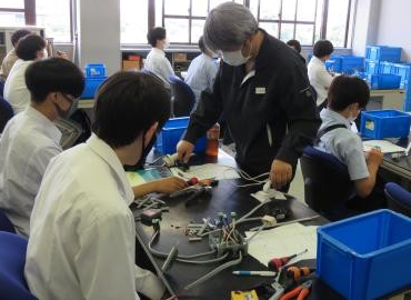 電気工事科