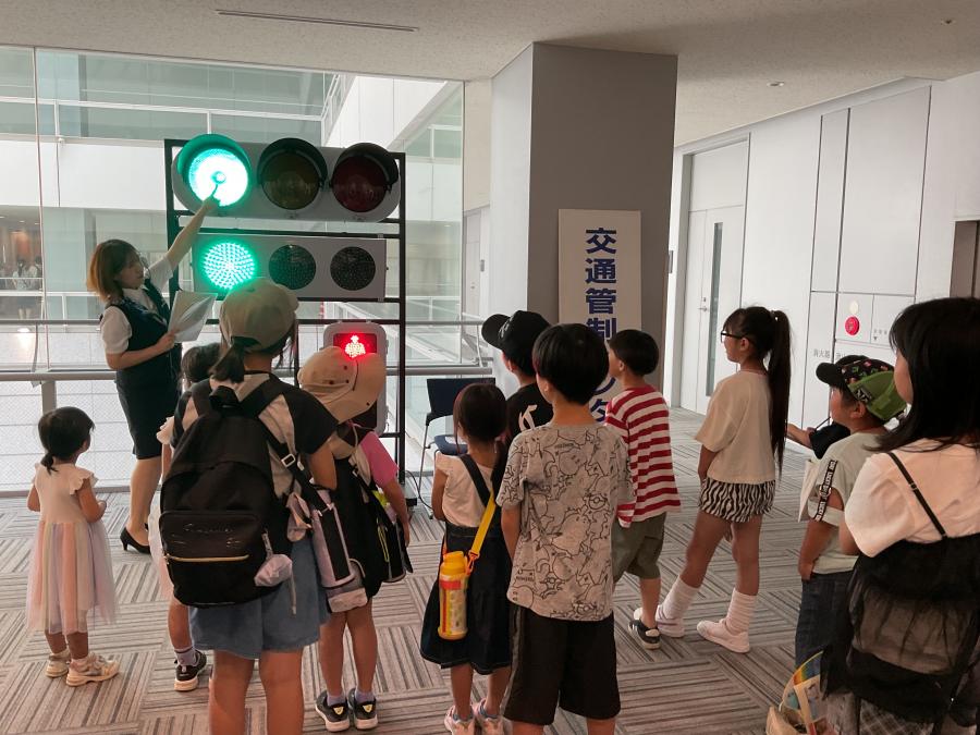 県警本部1